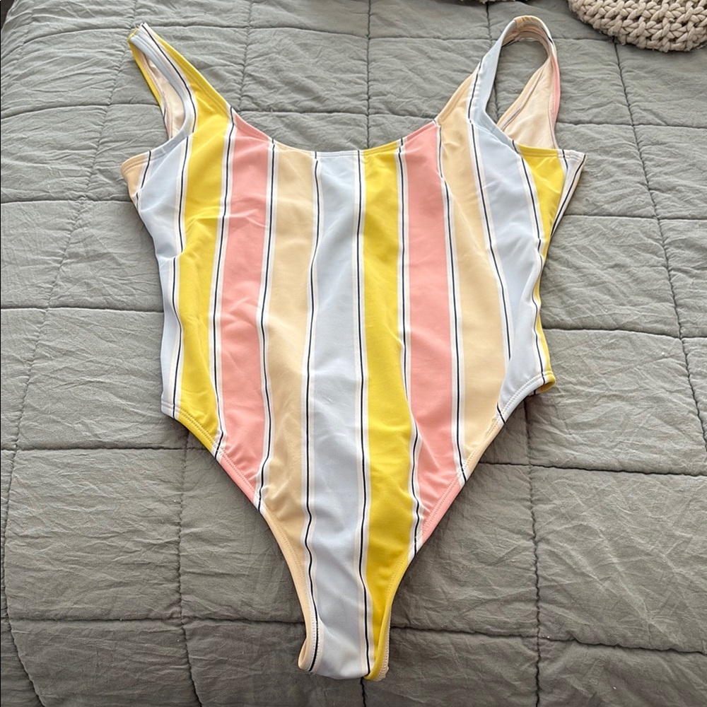 Cupshe Multicolor Striped Swimsuit